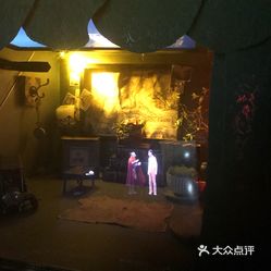 2024最新头像女高清,探秘小巷深处的头像宝藏，隐藏在街角的女神高清头像定制店