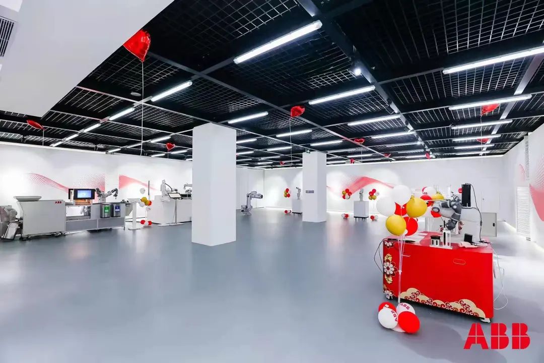 虹桥最新客流科技产品引领未来出行革命，革新出行体验