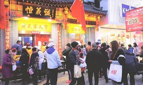 上蔡新干部调整风采与巷弄美食秘境探索，城市隐藏的美食之旅