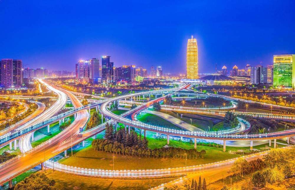 郑州，跃动新时代，学习变革，自信成就梦想之都市